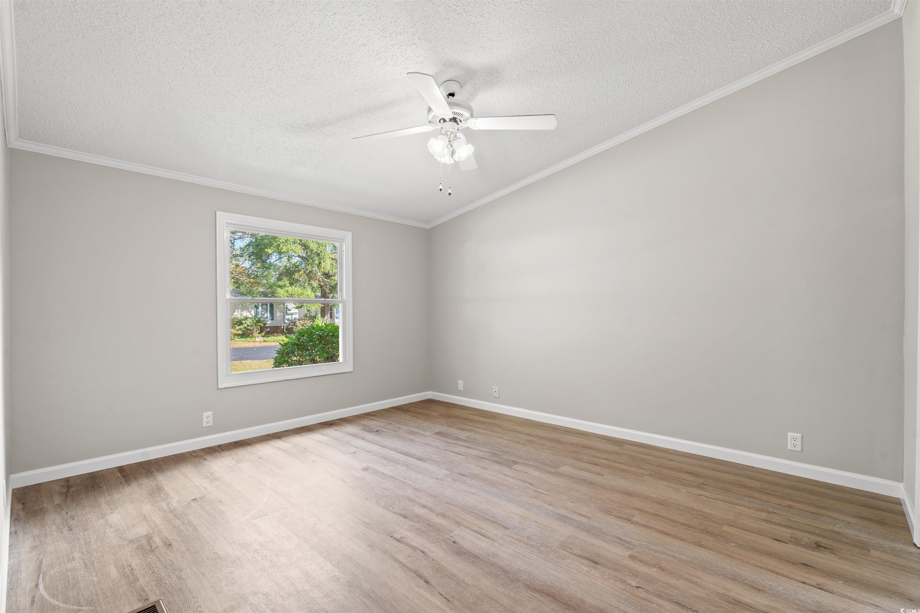 857 South Marlin Circle Murrells Inlet, SC 29576 - Photo 8 of 40
