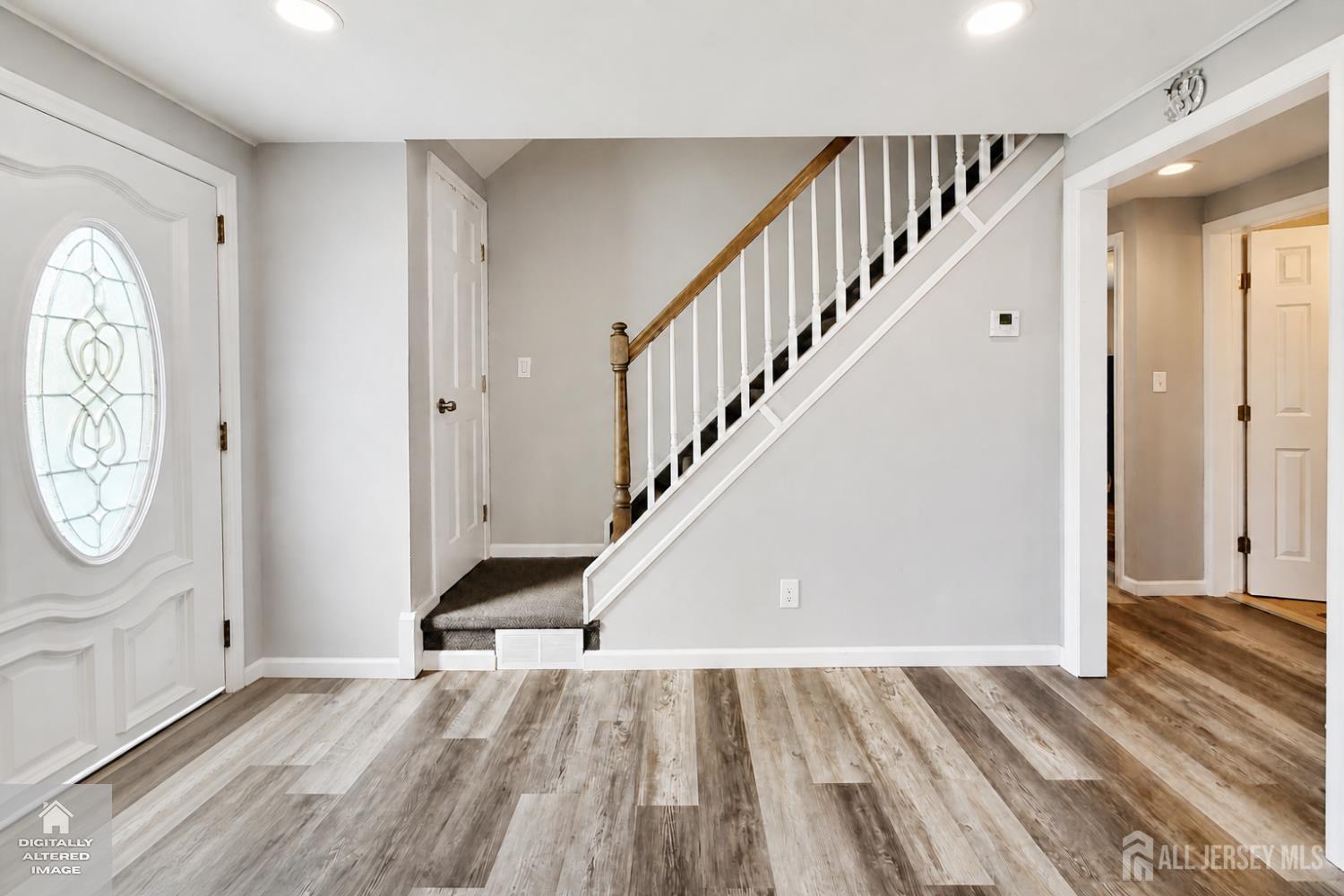 193 Old Road Sewaren, NJ 07077 - Photo 16 of 38 Gallery Image 16