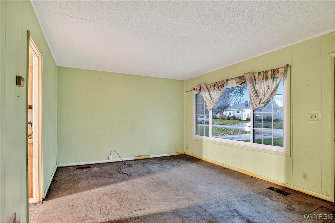 807 Amherst Drive Rome, NY 13440 - Photo 9 of 29