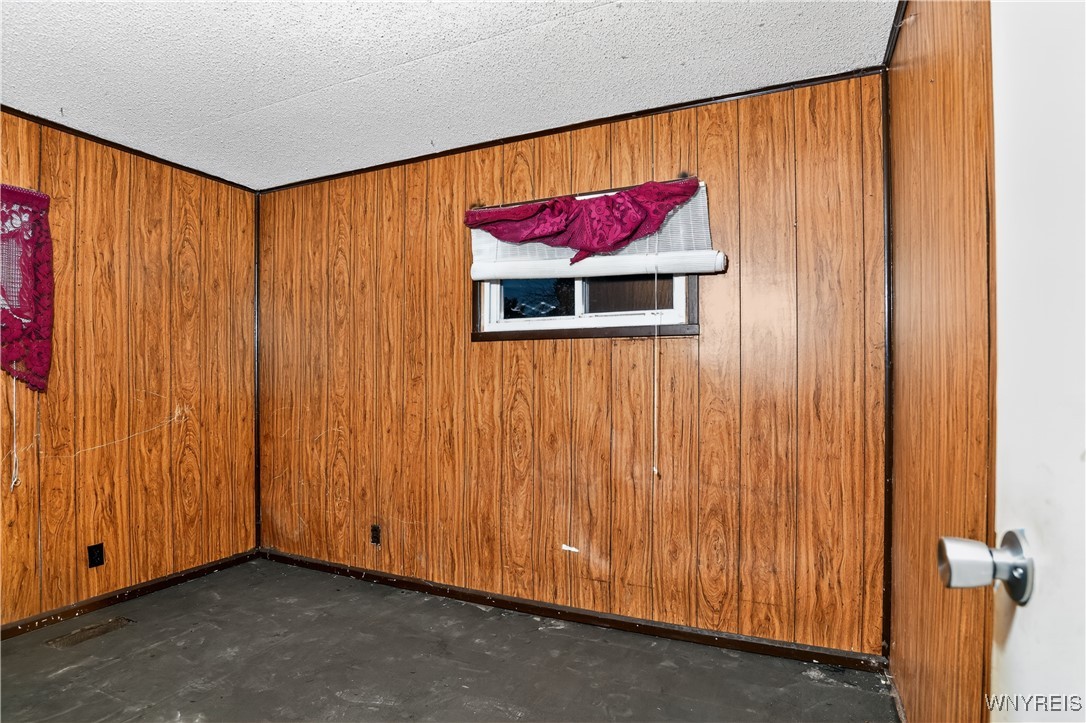 807 Amherst Drive Rome, NY 13440 - Photo 10 of 29