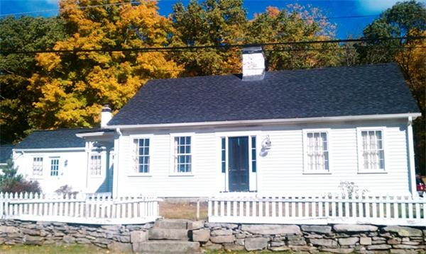 181 Hartness Road Sutton, MA 01590 - Photo 1 of 1 front view of a house