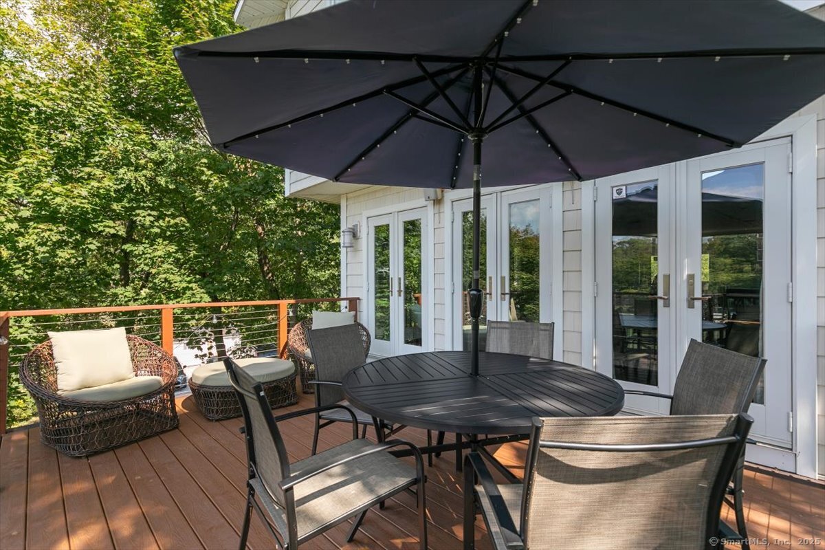 33 Jefferson Place Branford, CT 06405 - Photo 14 of 37