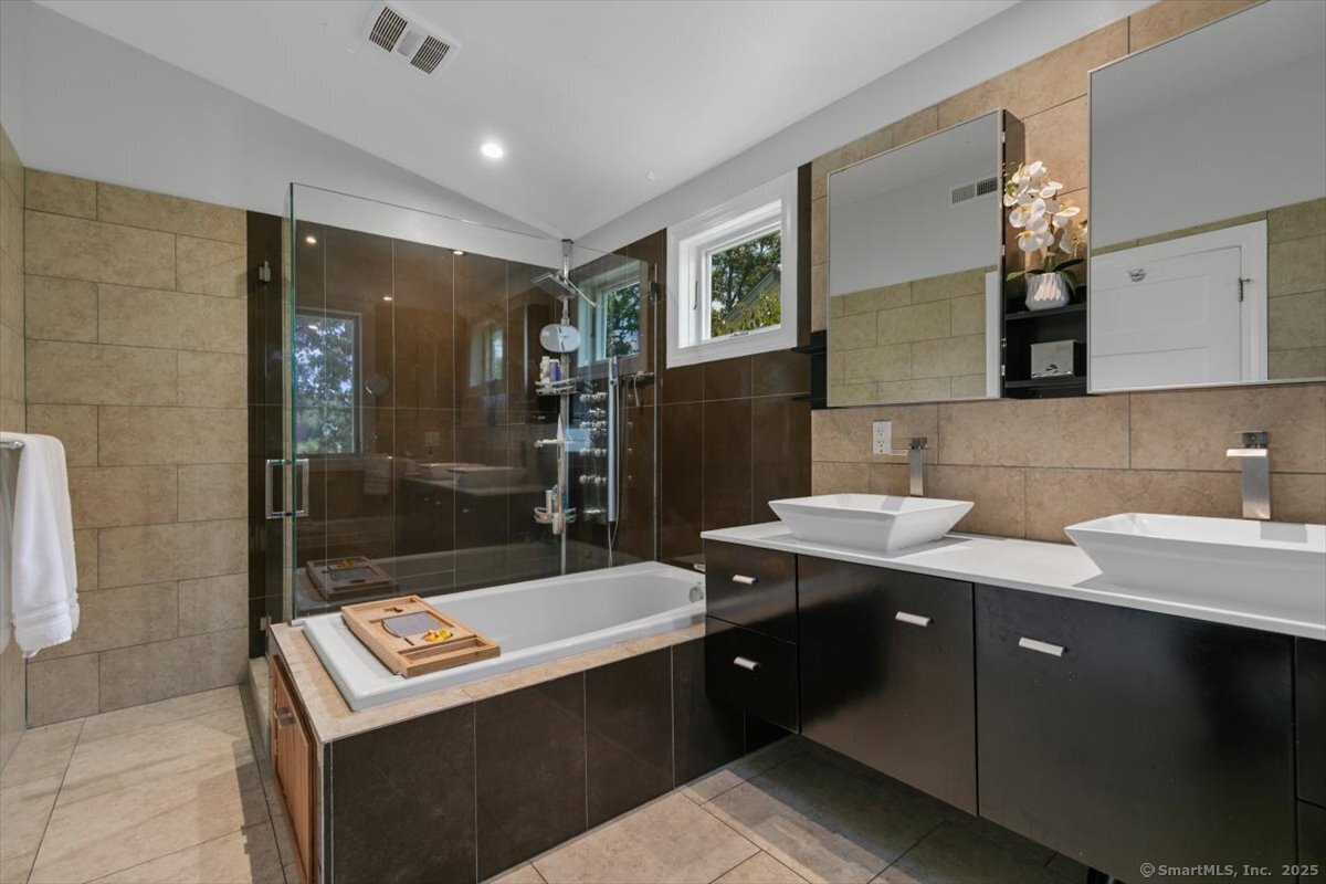 33 Jefferson Place Branford, CT 06405 - Photo 25 of 37 Primary bathroom with tub and shower