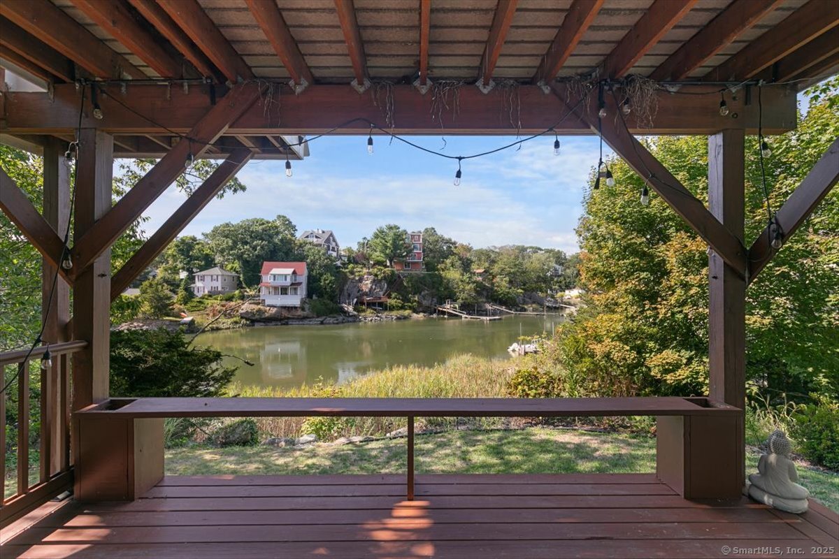 33 Jefferson Place Branford, CT 06405 - Photo 32 of 37