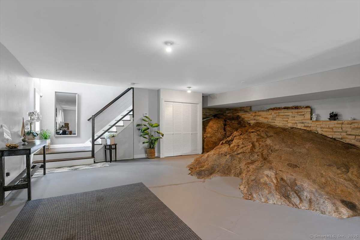 33 Jefferson Place Branford, CT 06405 - Photo 33 of 37