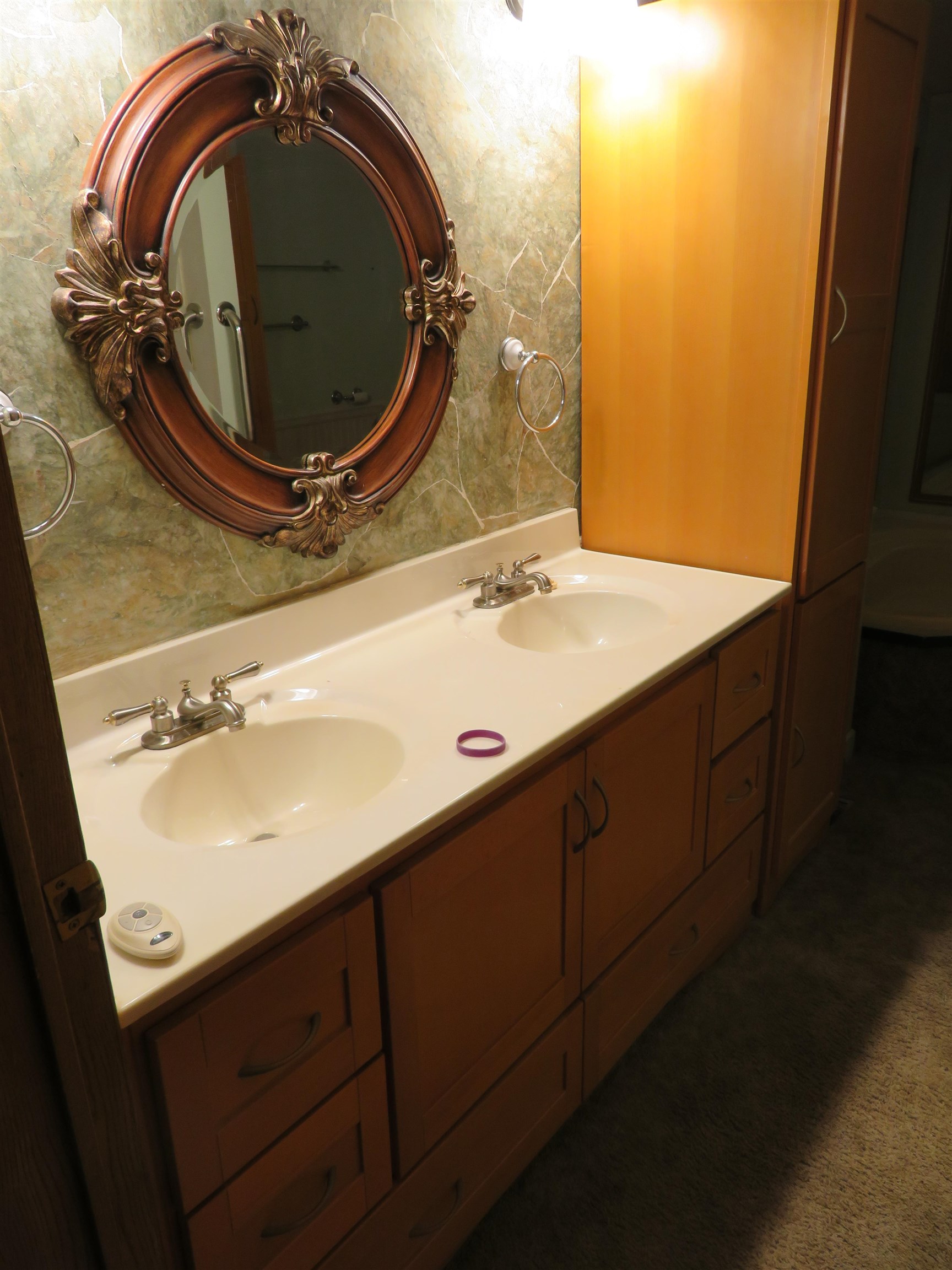 435 32 Road, Unit 508 Clifton, CO 81520 - Photo 16 of 26 a bathroom with a sink and a mirror