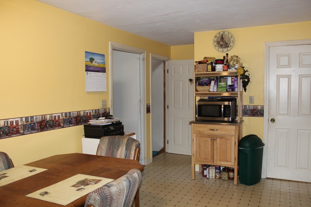 26 Pinecrest Road, Unit 26 Uxbridge, MA 01569 - Photo 5 of 20 Gallery Image 5