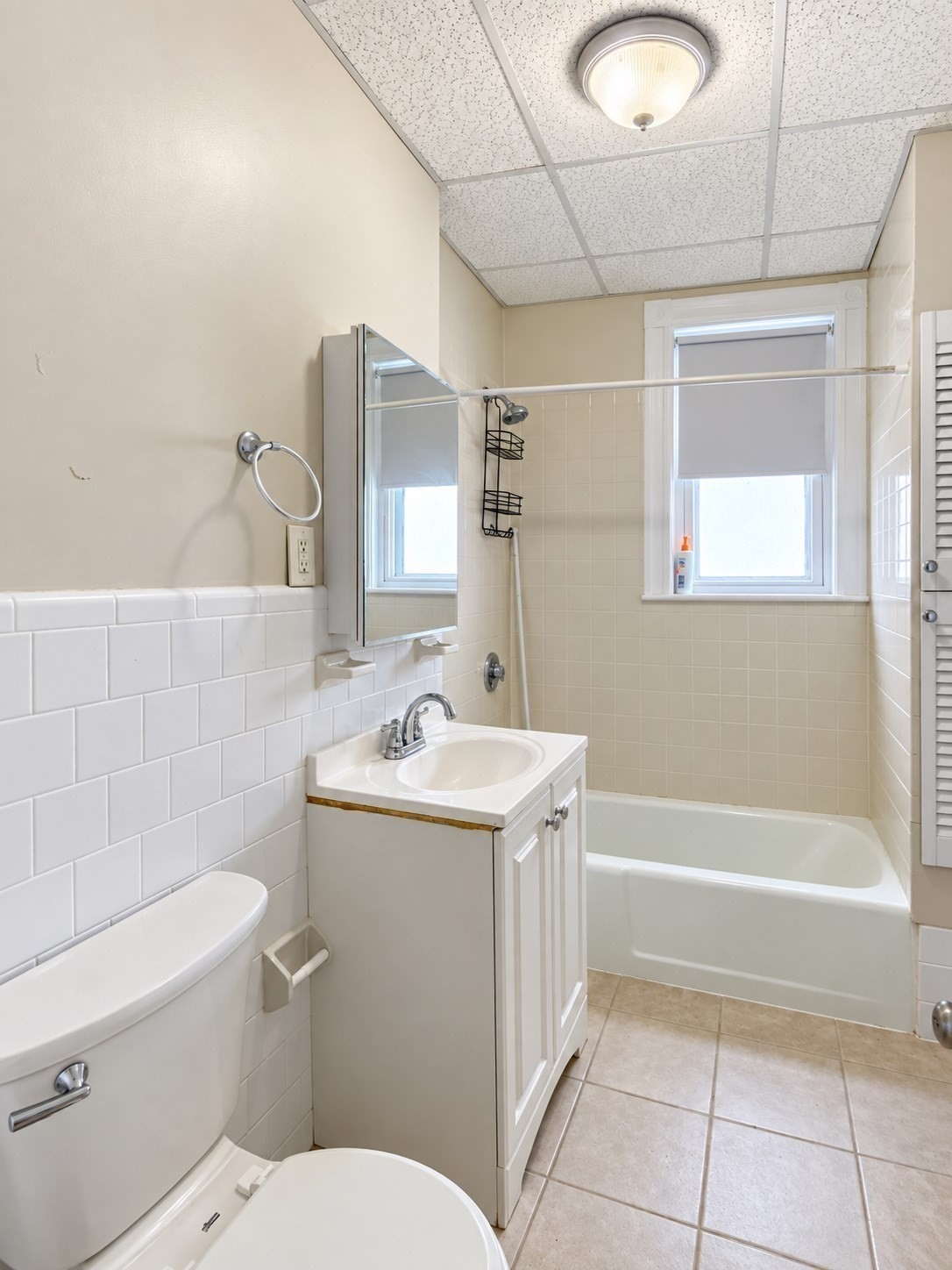 40 Jones Road, Unit 6 Revere, MA 02151 - Photo 3 of 6 Gallery Image 3