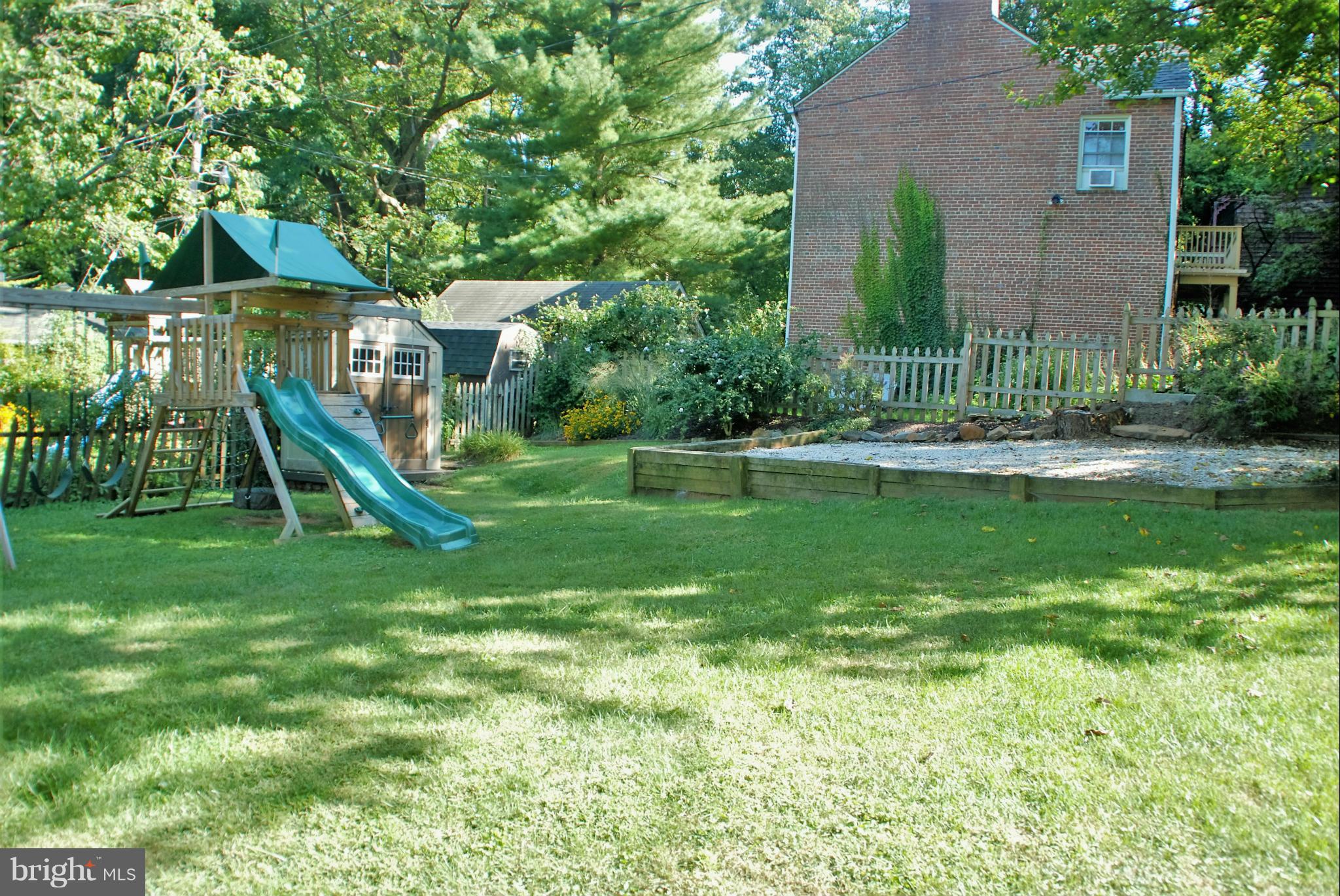196 Oakdale Road Baltimore, MD 21210 - Photo 26 of 28 Exterior (Rear)