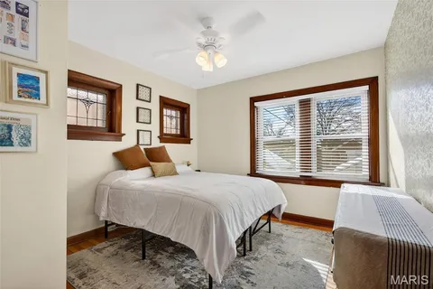 $269,900 | 5722 Murdoch Avenue, St. Louis, MO 63109