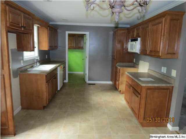 92 Evans Circle Jasper, AL 35501 - Photo 8 of 14