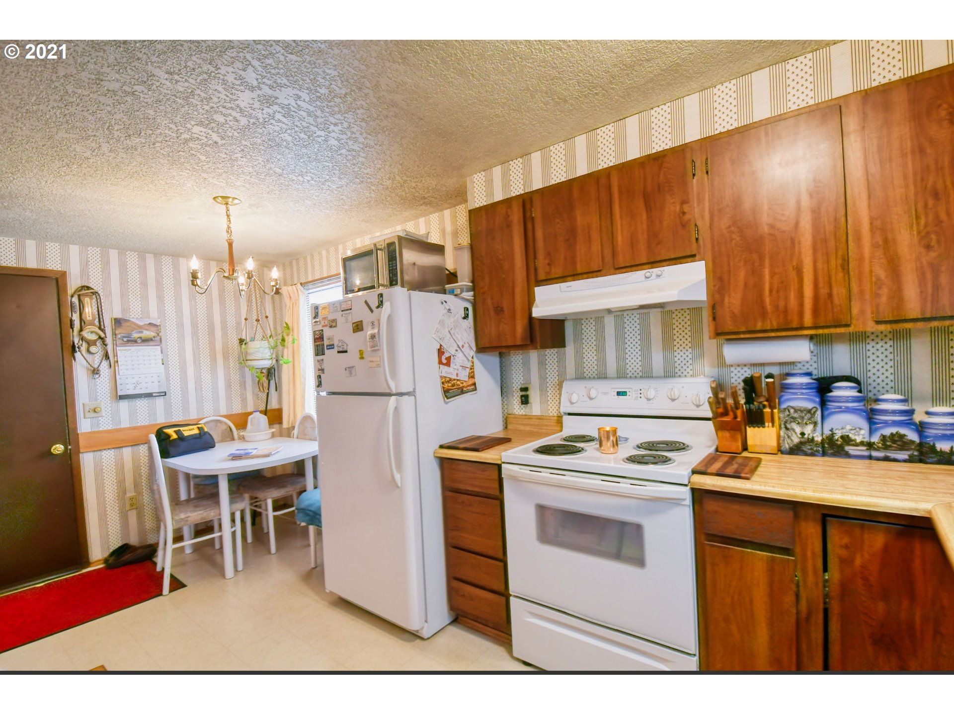 701 Southwest 14th Street Pendleton, OR 97801 - Photo 12 of 28