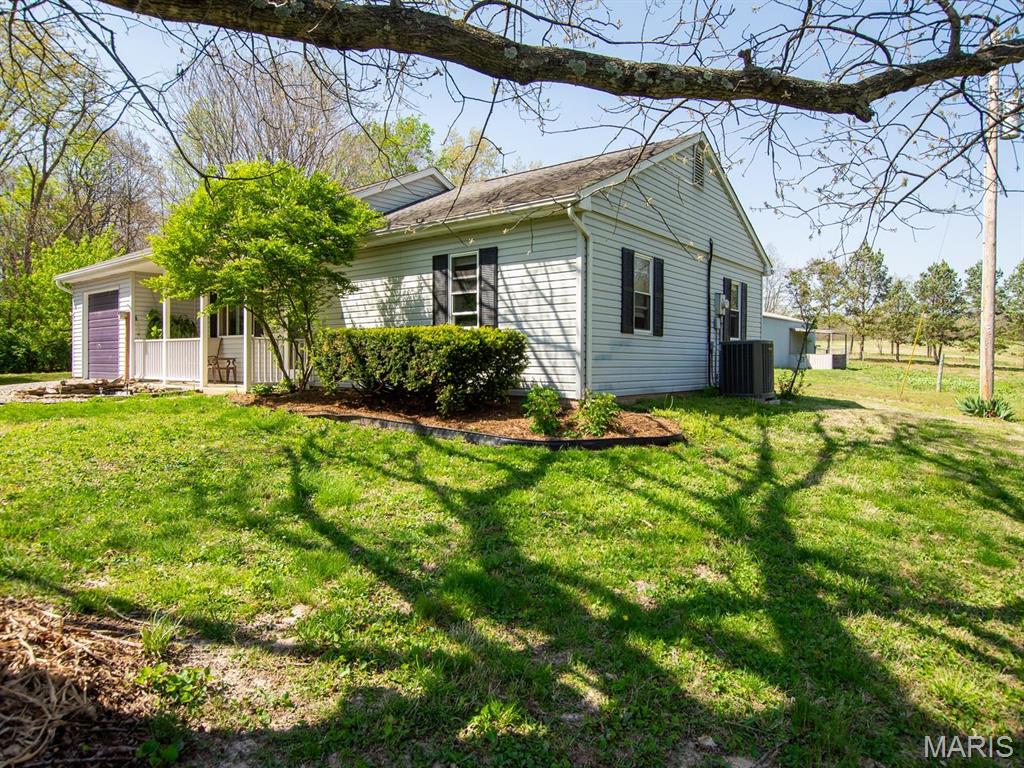 3701 Brandt Road Fults, IL 62244 - Photo 2 of 35