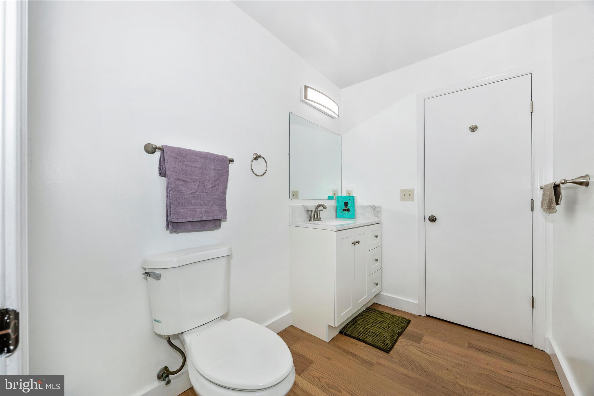 12902 Churchill Ridge Circle, Unit 214 Germantown, MD 20874 - Photo 27 of 53 Hall Bath