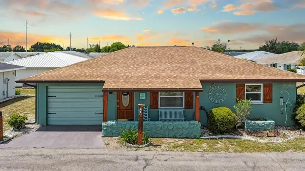 $1,695 | 706 West Brockton Place, Sun City Center, FL 33573