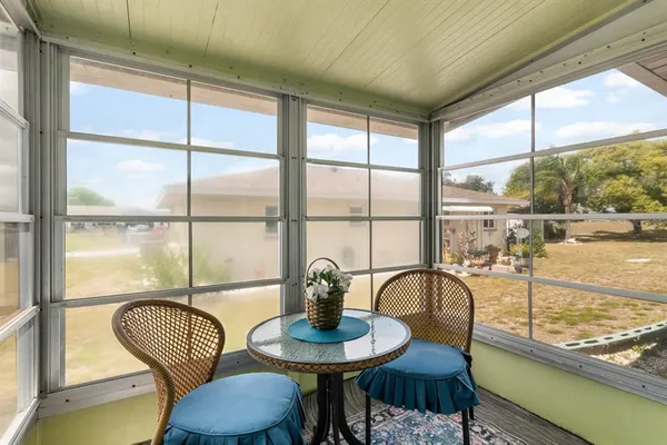 $1,695 | 706 West Brockton Place, Sun City Center, FL 33573