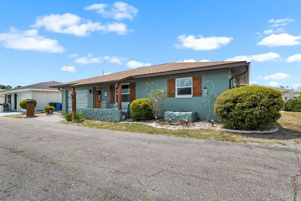 $1,695 | 706 West Brockton Place, Sun City Center, FL 33573