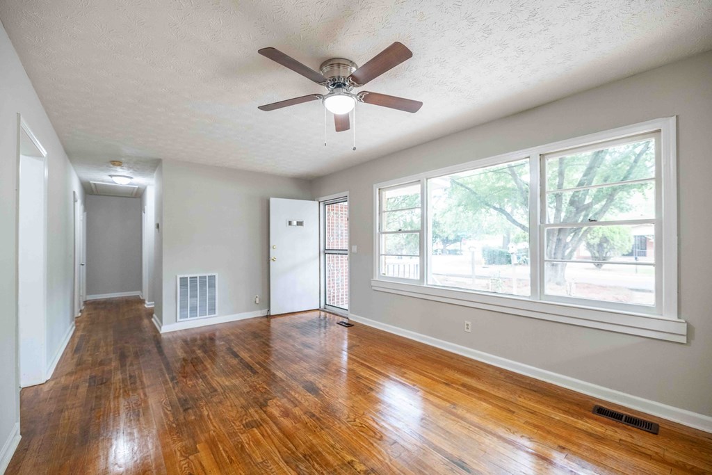 3002 Plantation Road Columbus, GA 31903 - Photo 3 of 46 Gallery Image 3