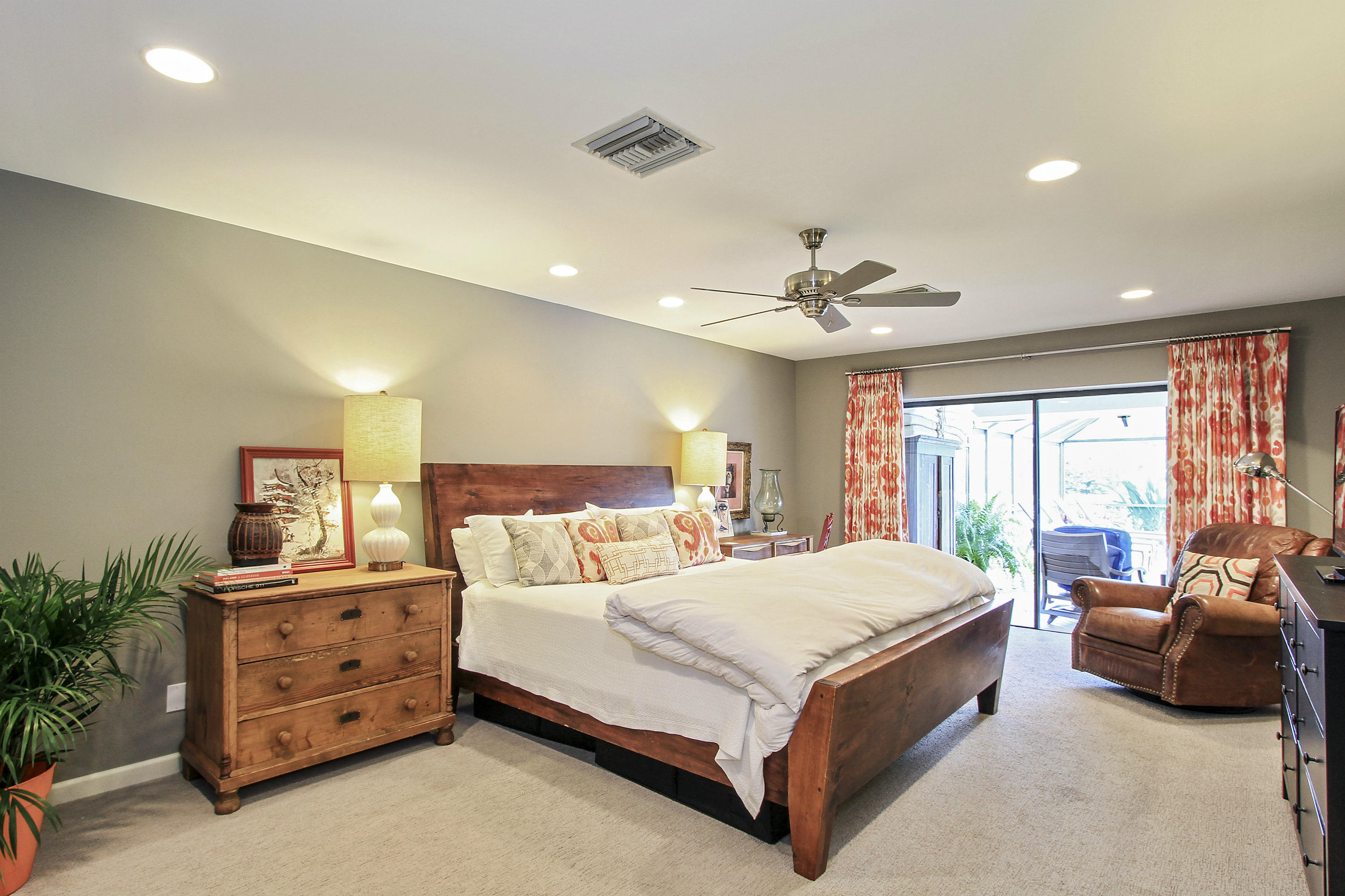 25 Rabbits Run Palm Beach Gardens, FL 33418 - Photo 3 of 22 Master Suite