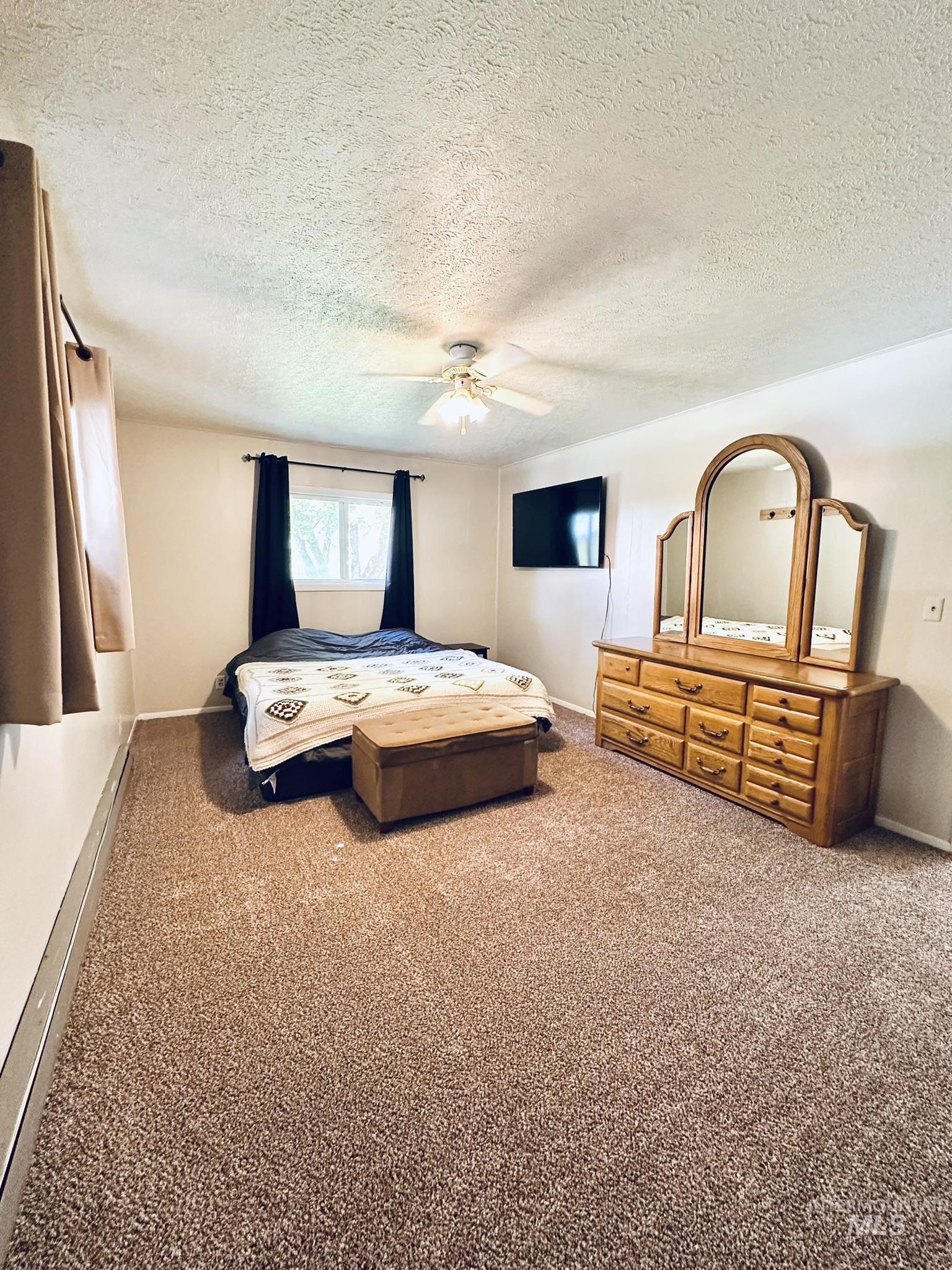 420 East 3rd Street Shoshone, ID 83352 - Photo 19 of 39