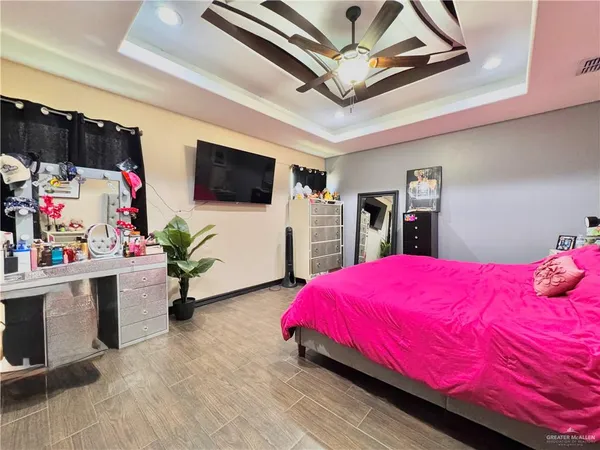 $325,000 | 2308 Radiant Lane, Edinburg, TX 78542