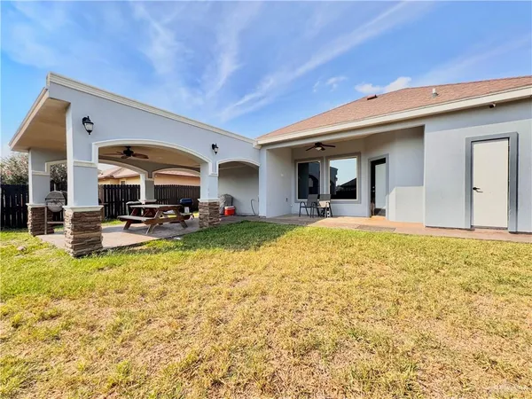 $325,000 | 2308 Radiant Lane, Edinburg, TX 78542