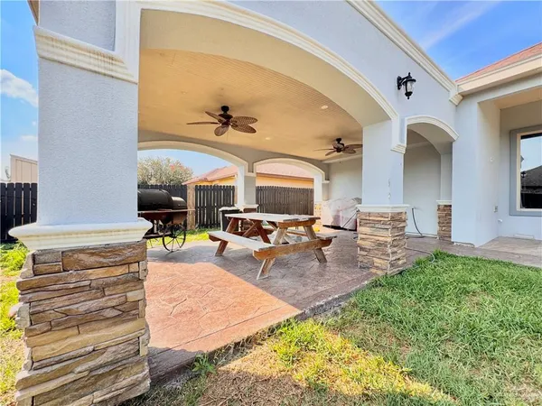 $325,000 | 2308 Radiant Lane, Edinburg, TX 78542