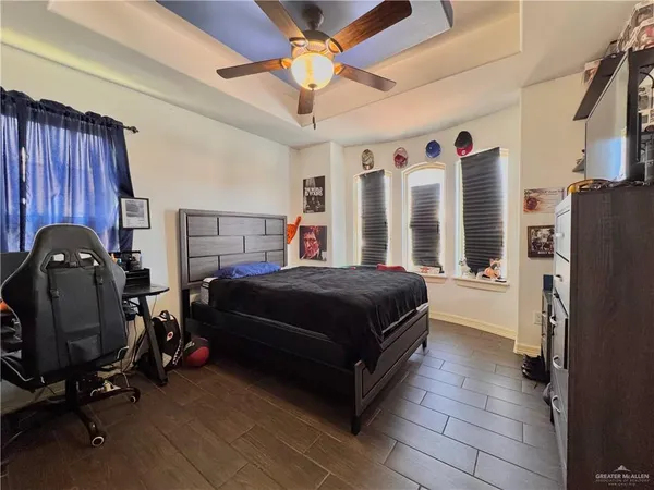 $325,000 | 2308 Radiant Lane, Edinburg, TX 78542