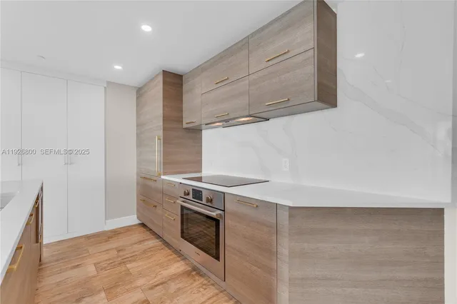 $1,820,000 | 650 Northeast 32nd Street, Unit 2901, Miami, FL 33137