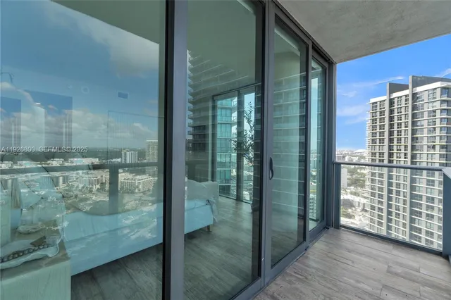 $1,820,000 | 650 Northeast 32nd Street, Unit 2901, Miami, FL 33137