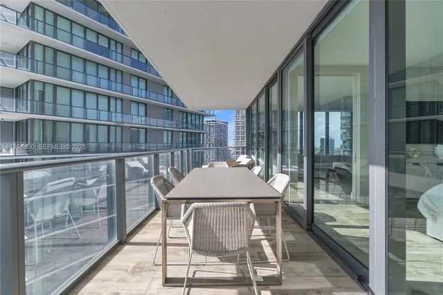 $1,820,000 | 650 Northeast 32nd Street, Unit 2901, Miami, FL 33137