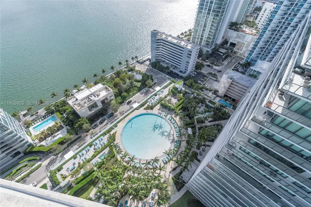 $1,820,000 | 650 Northeast 32nd Street, Unit 2901, Miami, FL 33137