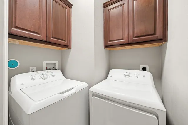 $3,300 | 6703 Highclere Manor Lane, Houston, TX 77055