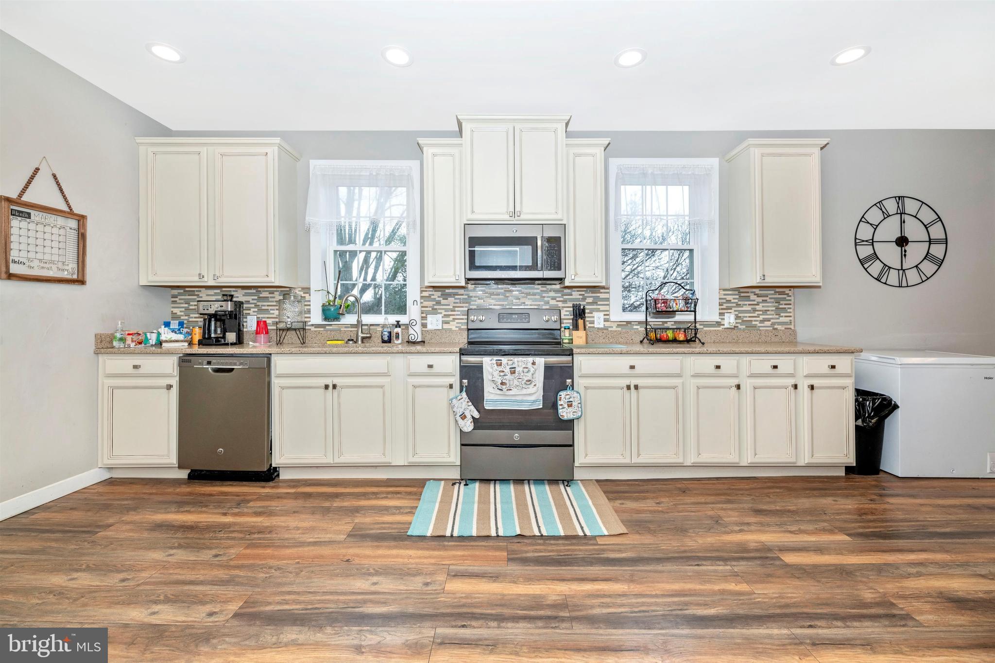 19614 Longmeadow Road Hagerstown, MD 21742 - Photo 14 of 52 Kitchen