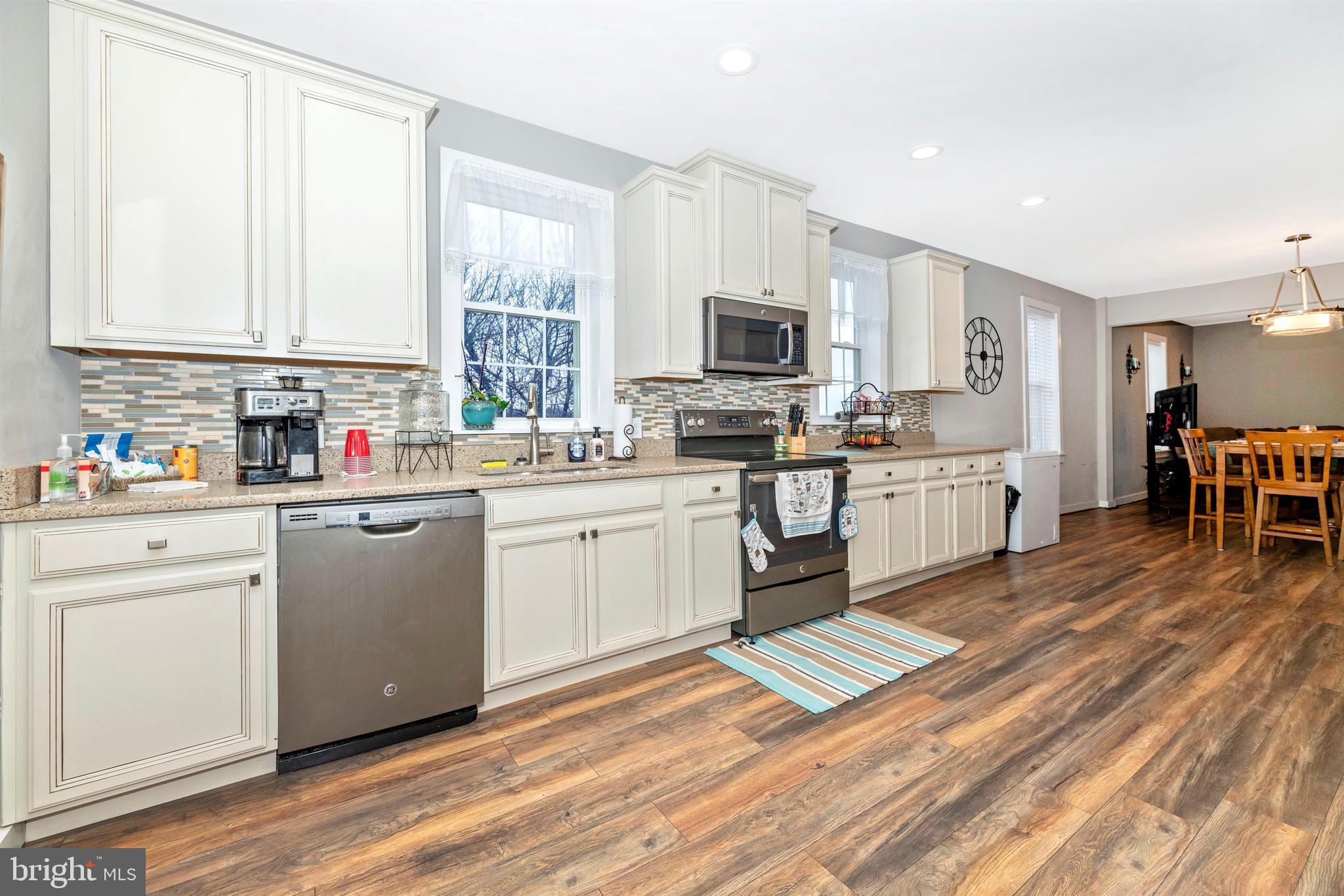 19614 Longmeadow Road Hagerstown, MD 21742 - Photo 15 of 52 Kitchen