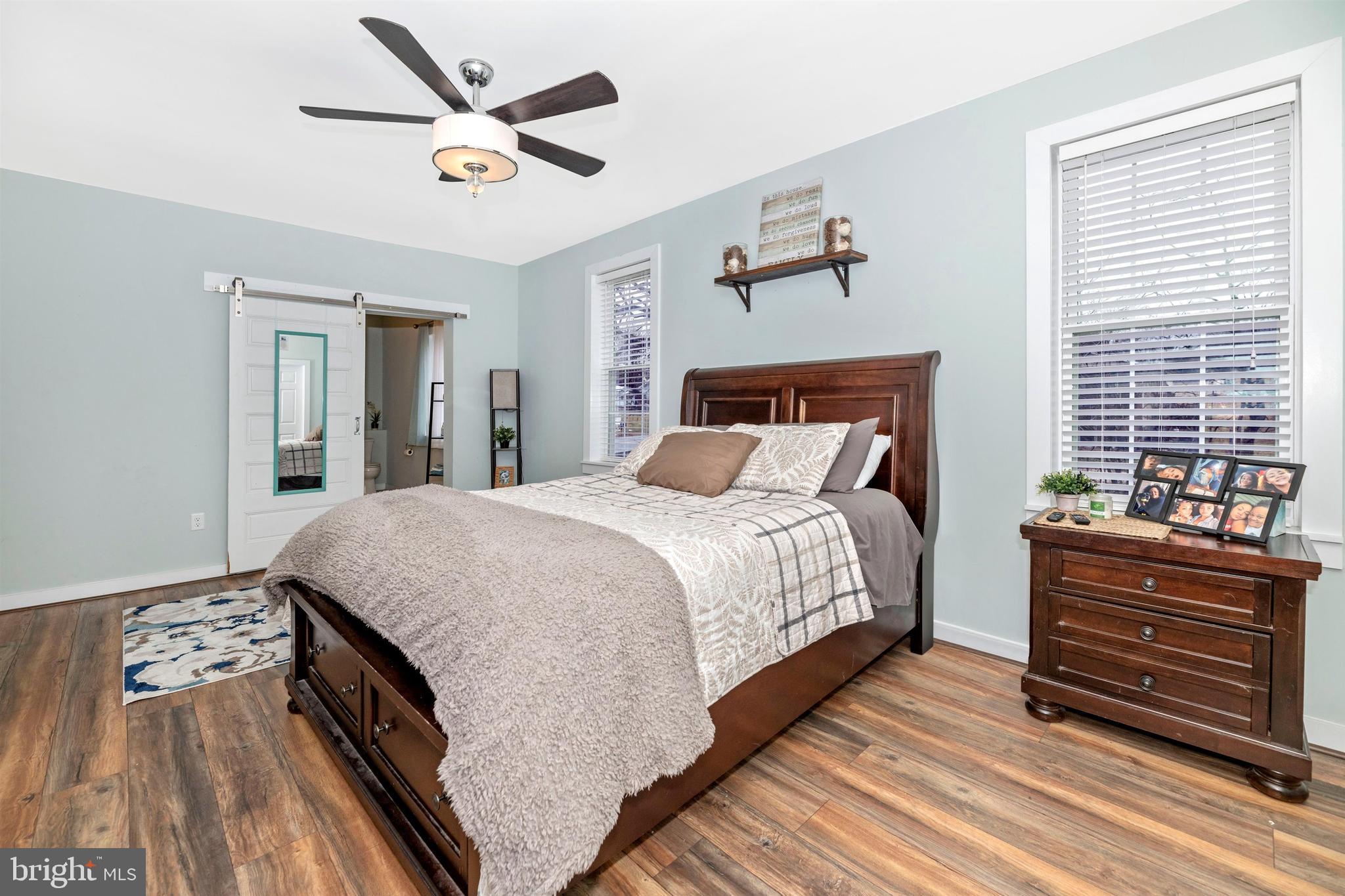 19614 Longmeadow Road Hagerstown, MD 21742 - Photo 21 of 52 Owners suite