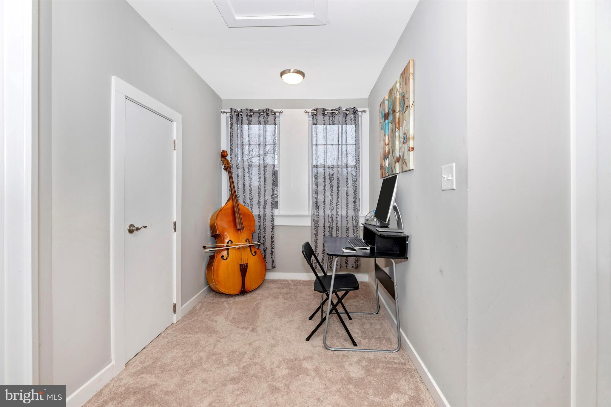 19614 Longmeadow Road Hagerstown, MD 21742 - Photo 29 of 52 Nook in upstairs hallway