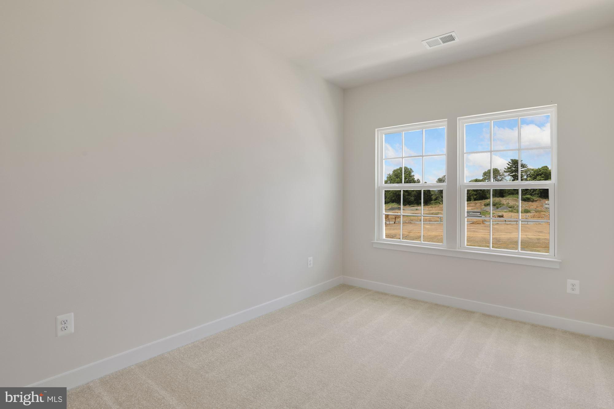221 Edwin Road Frederick, MD 21702 - Photo 19 of 36 an empty room with a window