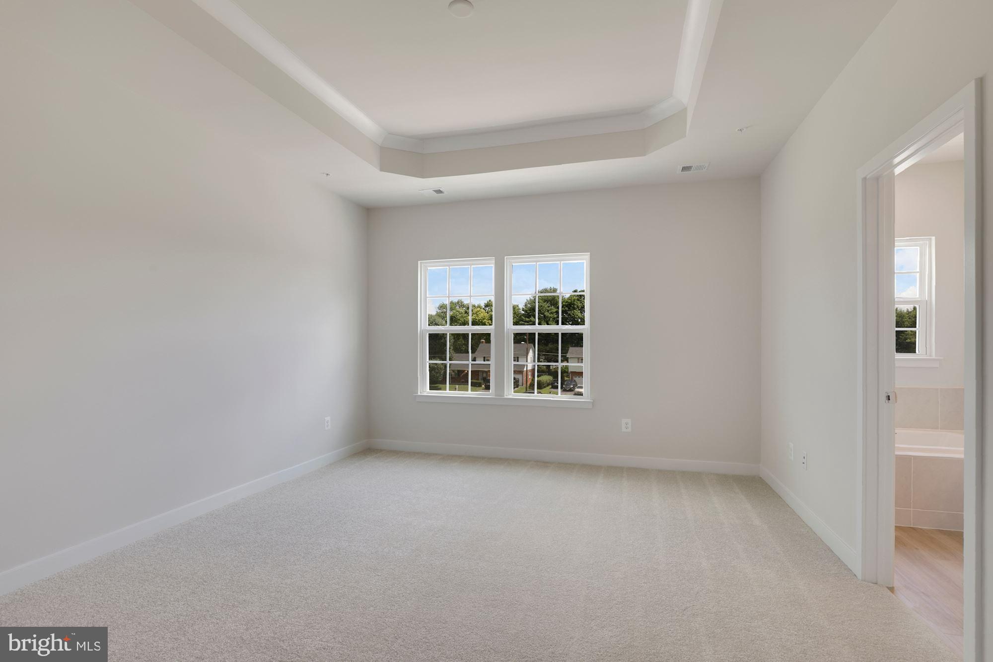 221 Edwin Road Frederick, MD 21702 - Photo 22 of 36 an empty room with a window
