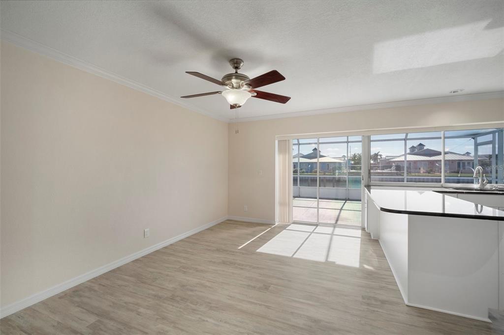 910 Spindle Palm Way Apollo Beach, FL 33572 - Photo 36 of 39