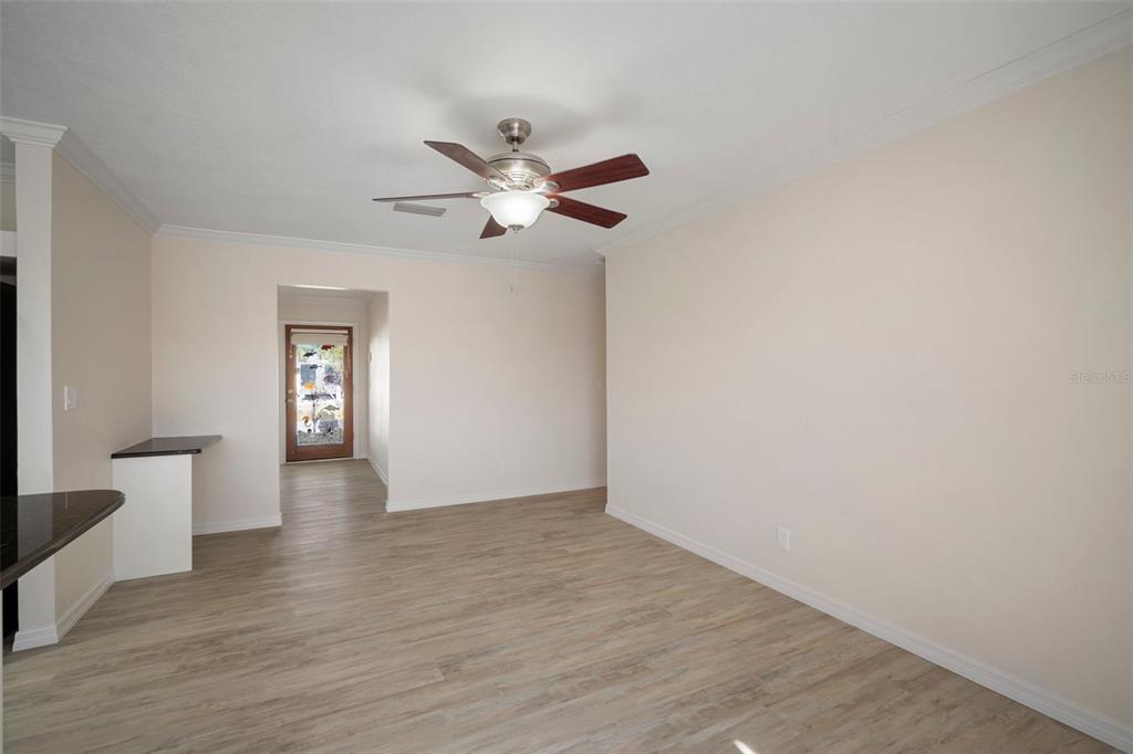 910 Spindle Palm Way Apollo Beach, FL 33572 - Photo 38 of 39