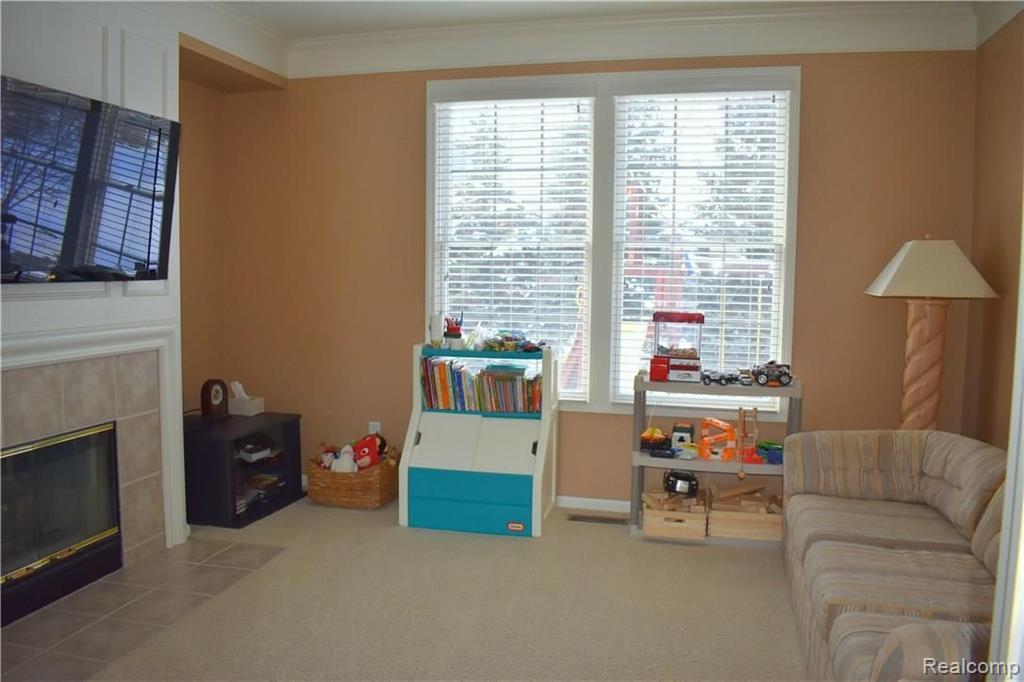 1668 Blushing Court Rochester, MI 48307 - Photo 18 of 34