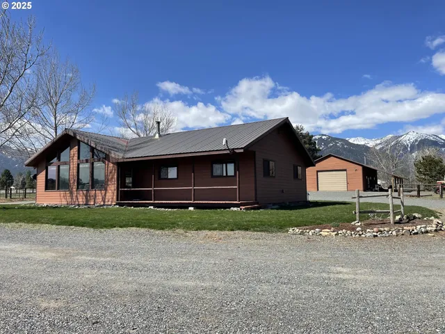 $685,000 | 45083 White Tail Lane, Baker City, OR 97814