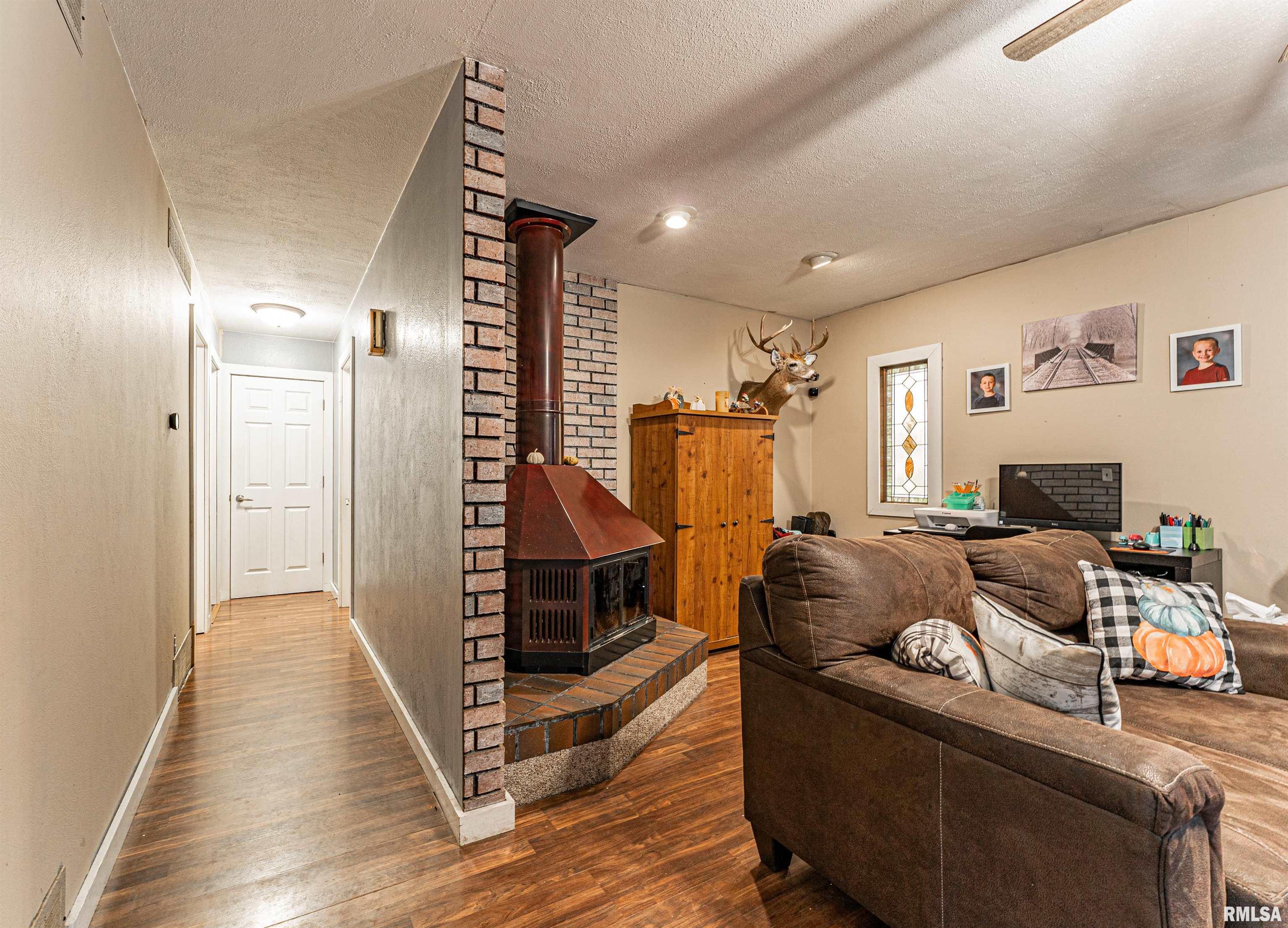 1306 Nicholson Road Lincoln, IL 62656 - Photo 8 of 28 Gallery Image 8