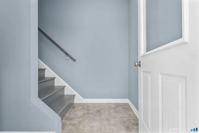 $825,000 | 85 Avery Street, Stamford, CT 06902