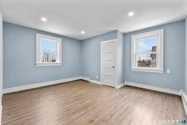 $825,000 | 85 Avery Street, Stamford, CT 06902