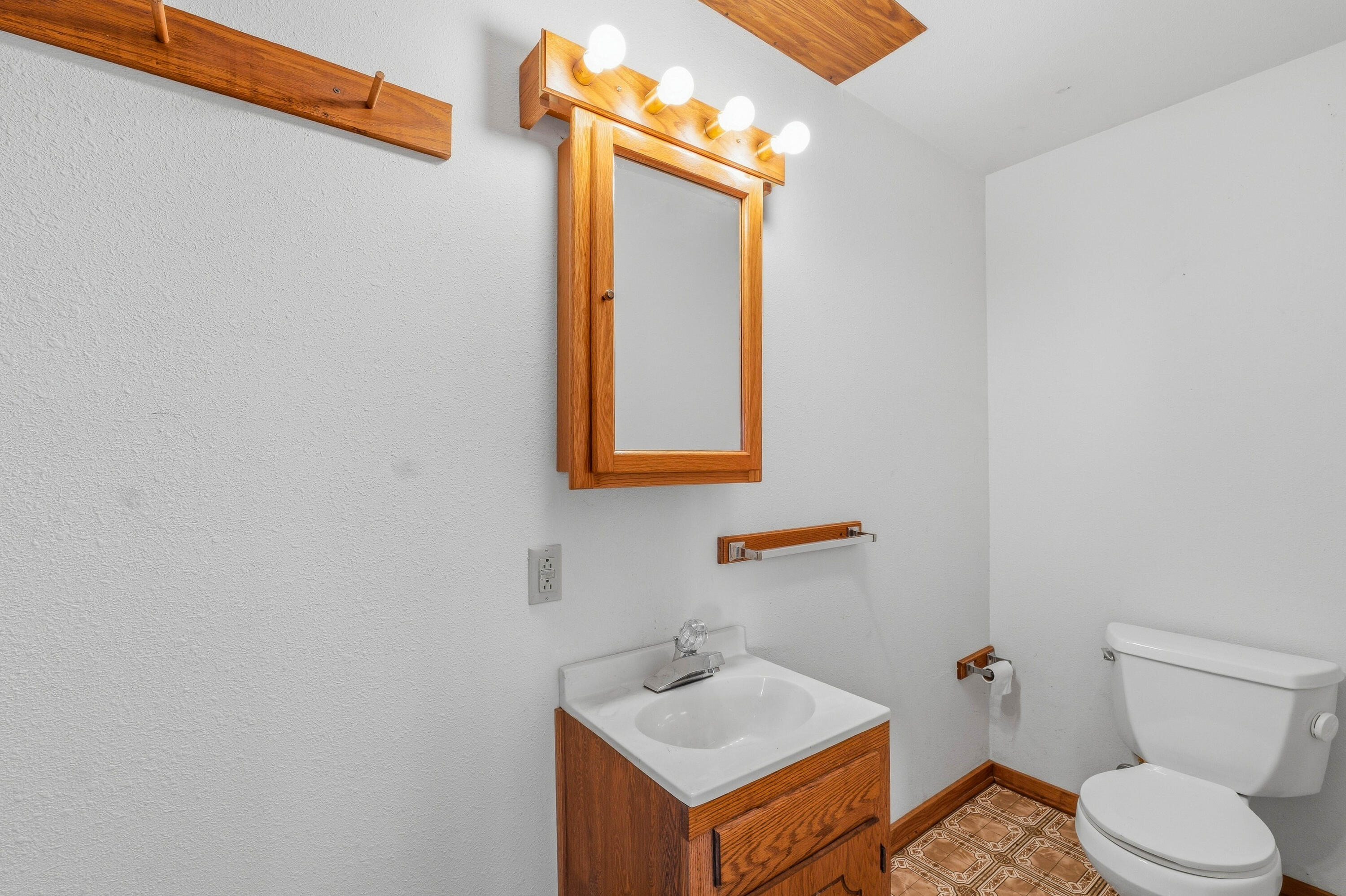 W2938 Garton Road Herman, WI 53085 - Photo 18 of 39 lowerlevel half bath