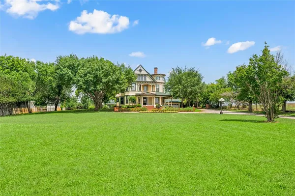 $1,900,000 | 5317 Bluebonnet Drive, Colleyville, TX 76034