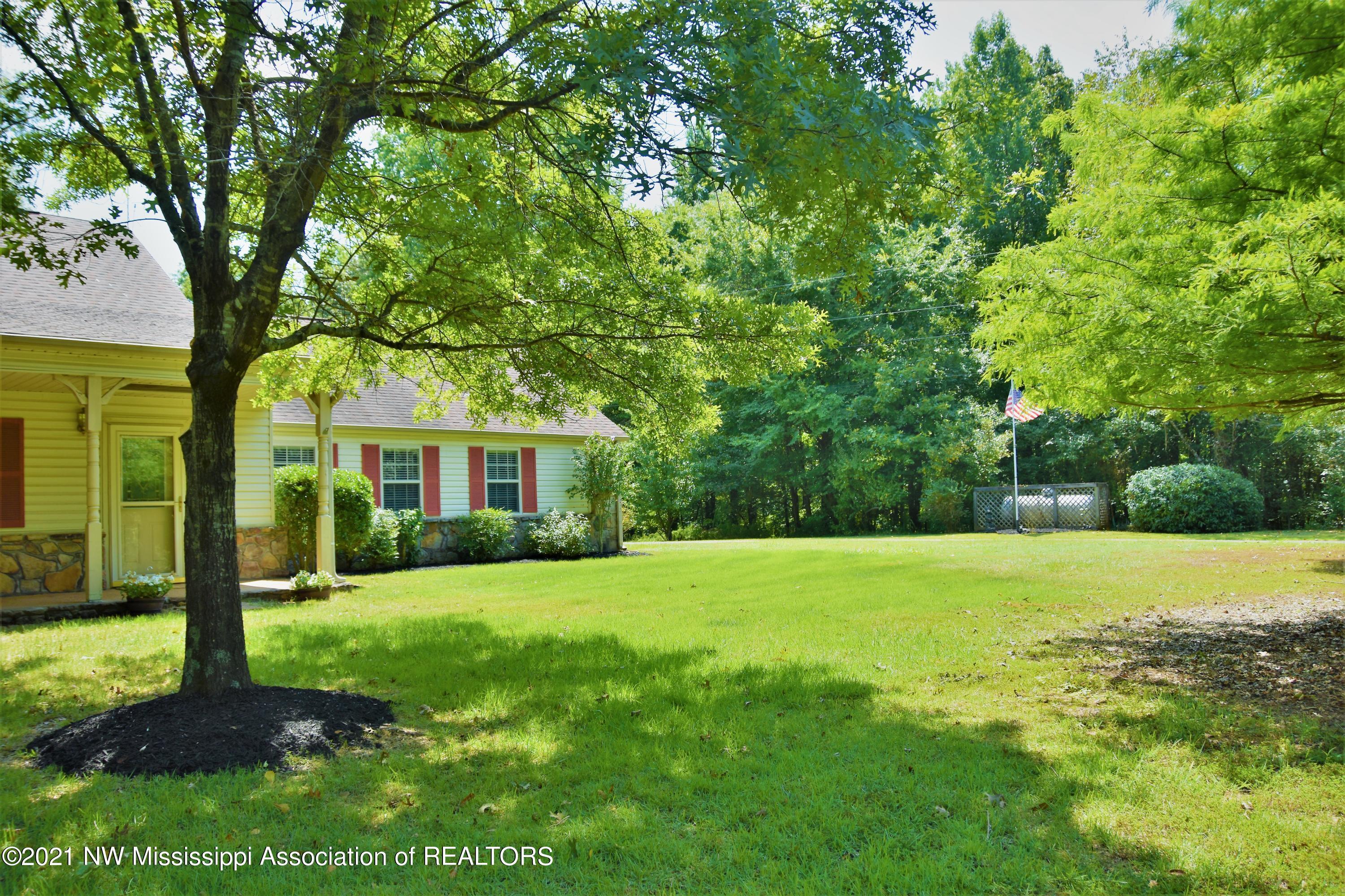 3394 Bend Road Coldwater, MS 38618 - Photo 5 of 48 2021-08-09 11.52.44