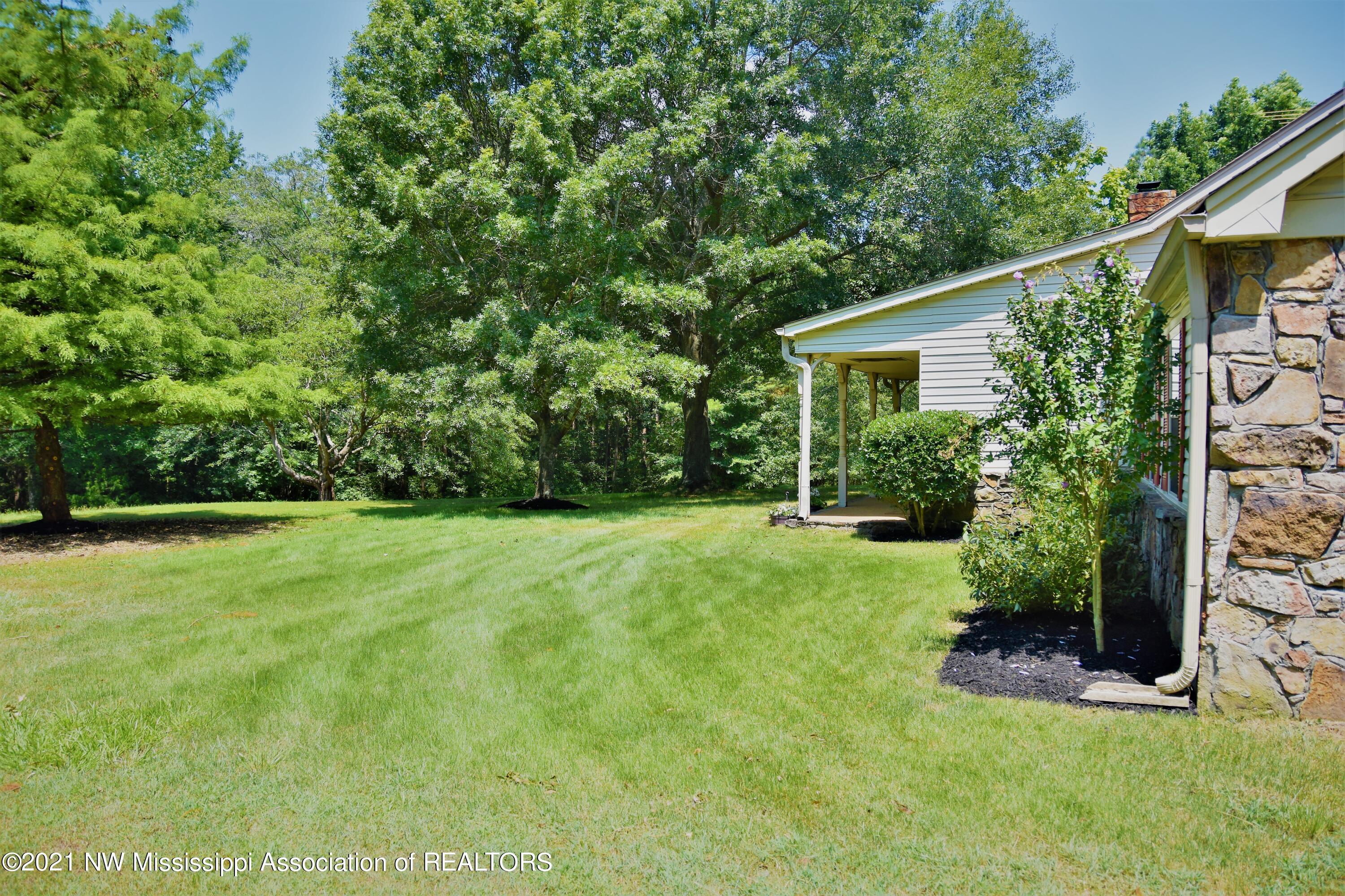 3394 Bend Road Coldwater, MS 38618 - Photo 8 of 48 2021-08-09 12.10.42